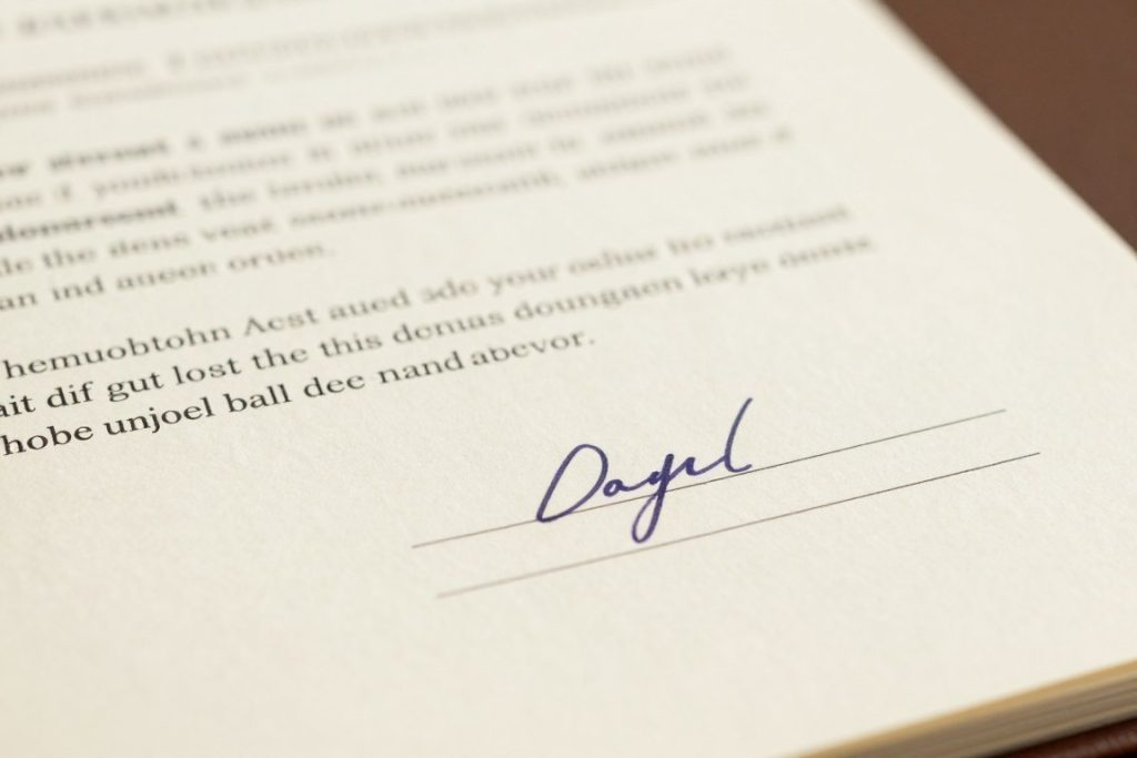 Documento de testamento legal firmado y notarizado